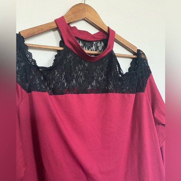 Shein - Maroon and black lace cold shoulder - Picture 3 of 6